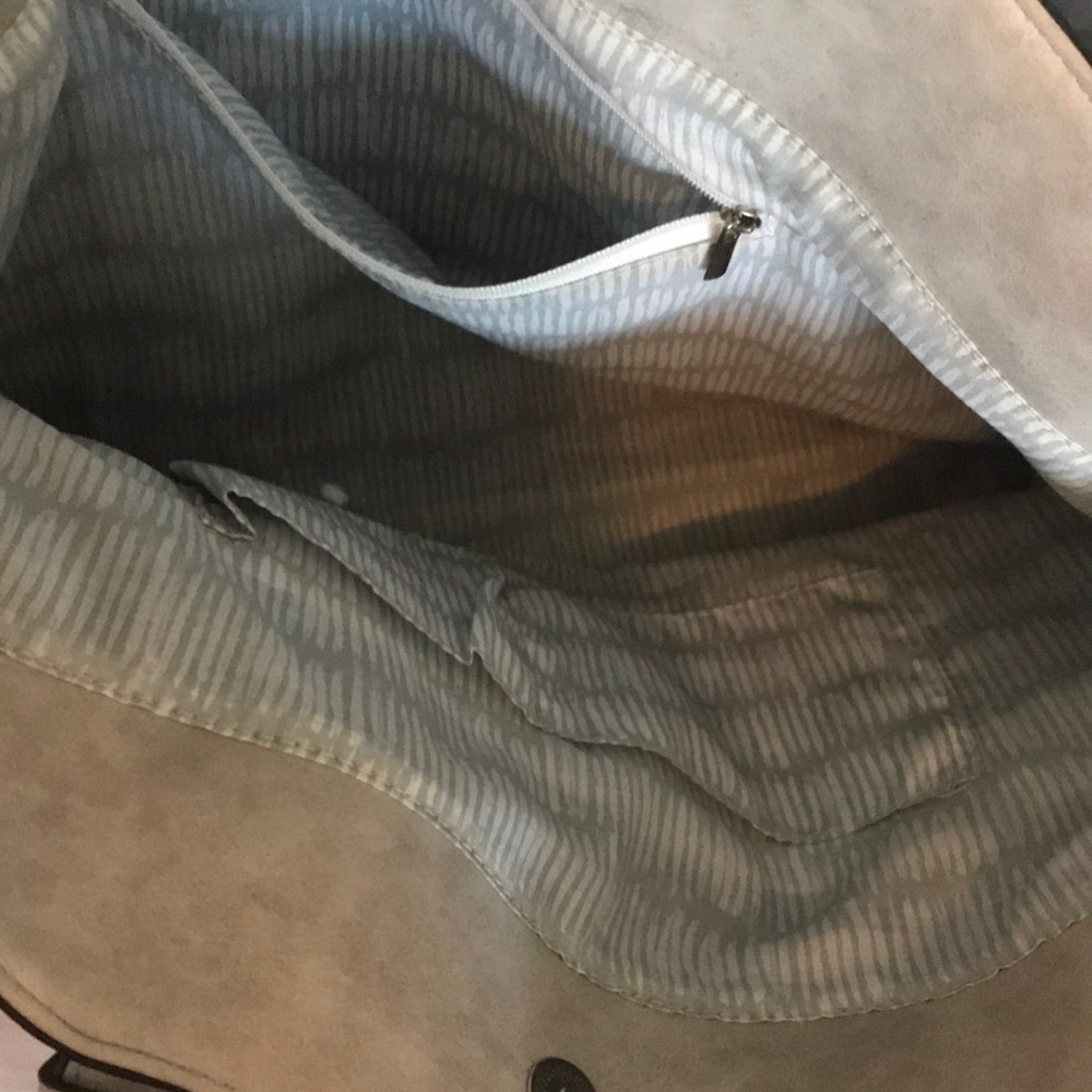 Purse - Picture 4 of 5